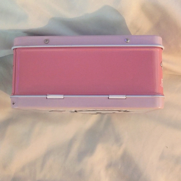 Hello Kitty Tin - Picture 4 of 7
